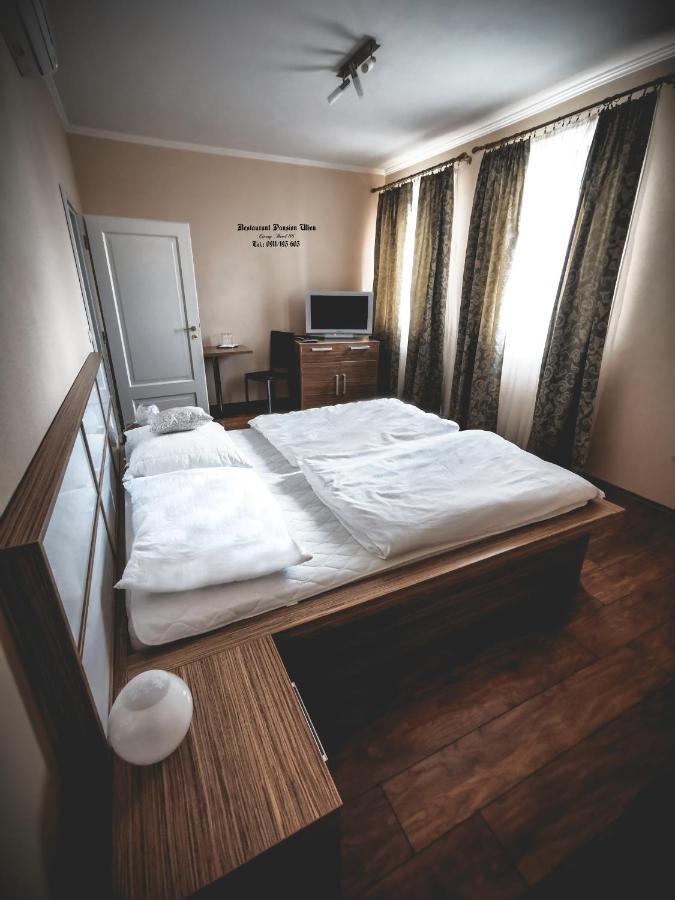 Restaurant Pansion Wien Cierny Brod Экстерьер фото